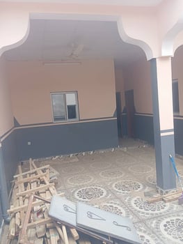 Maison neuve 4 chambres 130 m² avec titre foncier à Hayableh