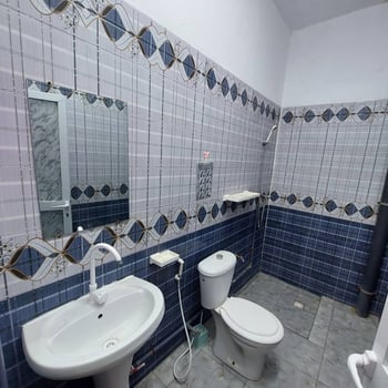 2 Appartements F3 à Saline Ouest avec réservoir et 2 toilettes