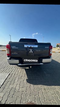 Mitsubishi L200 Sportero 2022-2023, diesel, boîte automatique