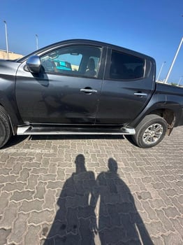 Mitsubishi L200 Sportero 2022-2023, diesel, boîte automatique