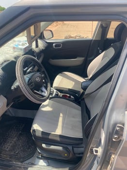 Hyundai Venue 2021 Essence SUV compact en excellent état