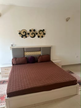Villa moderne meublé 3 chambres avec jardin et parking à Lota Haramouse