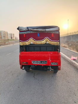 Bajaj en excellent état, 1 an d\'utilisation