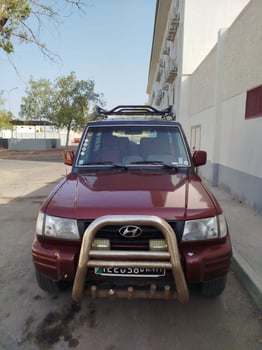 Hyundai Galloper 4x4 châssis court robuste et fiable