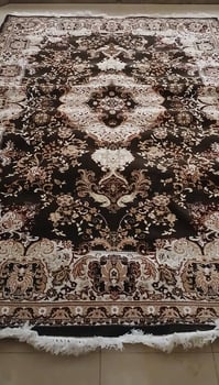 Tapis neuf de fabrication turque