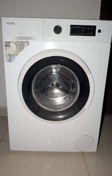 Machine à laver automatique Vestal 7 kg en bon état