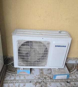 Climatiseur Samsung 2 CV non inverter, utilisé 2 ans