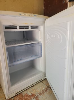 Congélateur bien entretenu en bon état