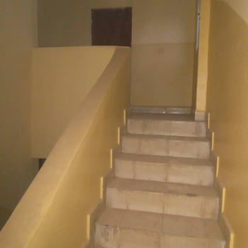Mini duplex 4 chambres avec cour et titre foncier à Hodan 1
