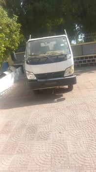Camion Toyota Dyna 2015 bien entretenu