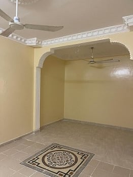 Appartement F4 neuf au 1er étage à Hodan 2