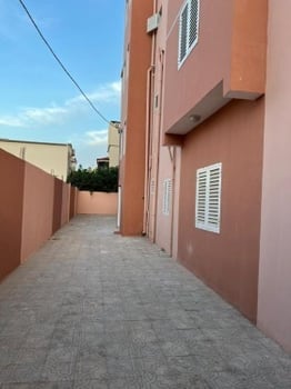 2 Appartements F4 lumineux avec 3 chambres à Cité Wadagir
