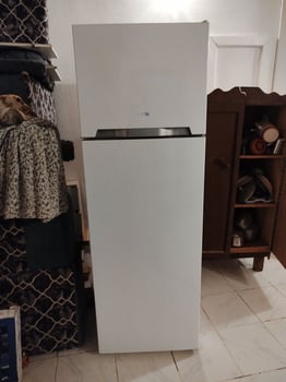 Réfrigérateur Vestel presque neuf, très bon état