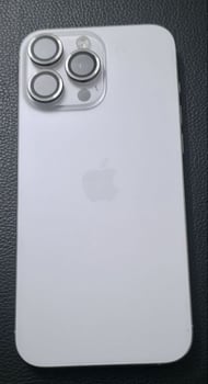 iPhone 16 Pro Max 256 Go batterie 100 %