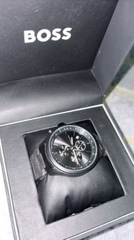 Montre Hugo Boss 1513676 chronographe quartz acier noir