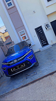 Toyota Urban Cruiser 2023 et Hyundai Creta 2021 à vendre