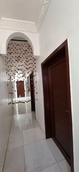 Maison F6 duplex neuf, construite récemment à Barwaqo