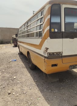Bus Mitsubishi Rosa diesel manuel en très bon état