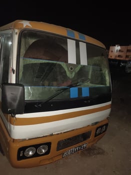 Bus Mitsubishi Rosa diesel manuel en très bon état