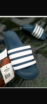 Claquettes confortables et stylées, disponibles en plusieurs tailles