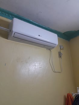 Climatiseur récent en excellent état, 3 mois d\'utilisation