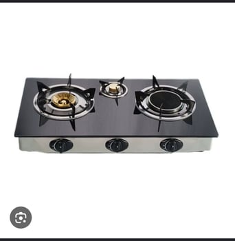 Gazinière 3 feux design moderne pour cuisine maison
