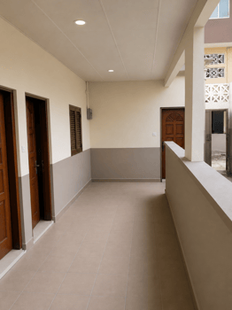 Maison 3 chambres avec véranda proche route d\'Arta à Cité Poudrière