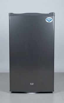 Mini-réfrigérateur SAM compact noir pour petit espace.