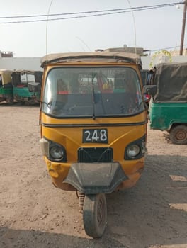 Bajaj 912D99 presque neuve, occasion à saisir