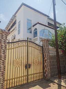 1 villas duplex F5 avec groupe électrogène à Cité Dawaleh