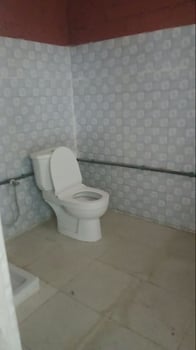 Appartement F4 securisé et parking à Gabode 6