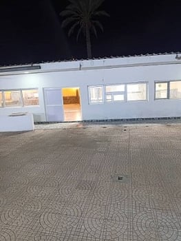 Local commercial spacieux avec terrasse proche aéroport de Djibouti