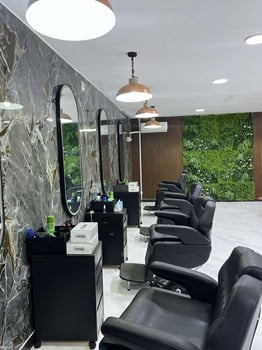 Matériel complet de salon de coiffure pour hommes