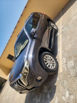 Toyota Land Cruiser Prado diesel boîte automatique