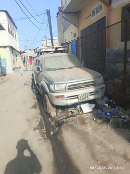 Toyota 4Runner robuste tout-terrain en bon état