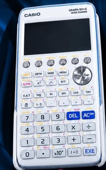 Calculatrice scientifique d\'occasion en bon état