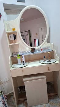 Coiffeuse en bon état