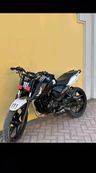 Moto TVS RTR 160cc 2021, moteur neuf, excellent état