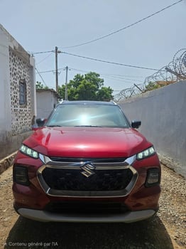 Suzuki Vitara 2023 hybride essence en excellent état