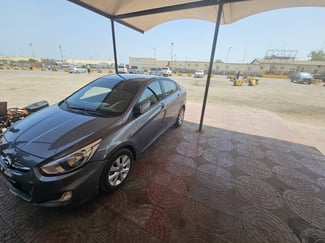 Hyundai Accent 2016, automatique, à louer