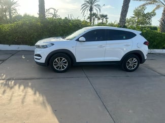 Hyundai Tucson 2018, automatic transmission and full options