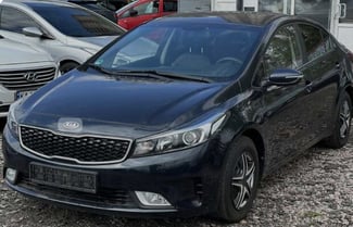 KIA K3 2016 en excellent état avec caméra arrière