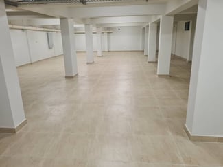 Espace de stockage 300m2 à louer en centre-ville