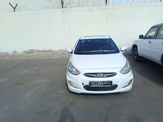 Hyundai Accent 2017, faible kilométrage, moteur puissant