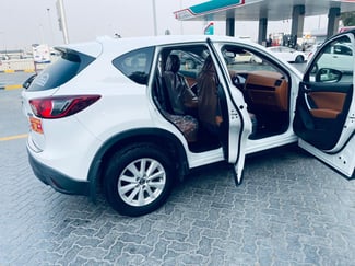 Mazda CX-5 2016, Gasoil, 5 places, en excellent état à Djibouti