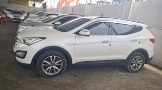 Voiture SANTA FE disponible jusqu'au port sans douanes