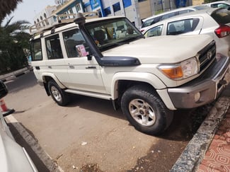 Toyota Hard Top Blanc - Prix négociable