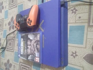 PlayStation 4 + Manette + Call of Duty - Excellent état