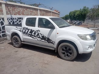 Location Toyota Hilux, boîte manuelle, gasoil