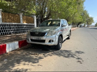 Toyota Hilux Pneu Neuf, Climatisation Parfaite